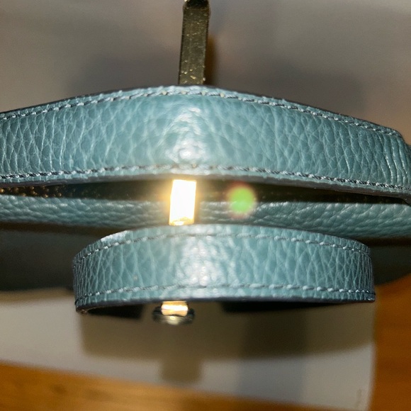 Pre loved pebbled leather fossil crossbody handbag - Picture 5 of 16